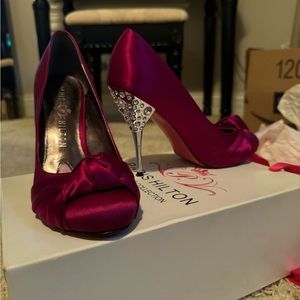 Paris Hilton heels Magenta size 6 1/2